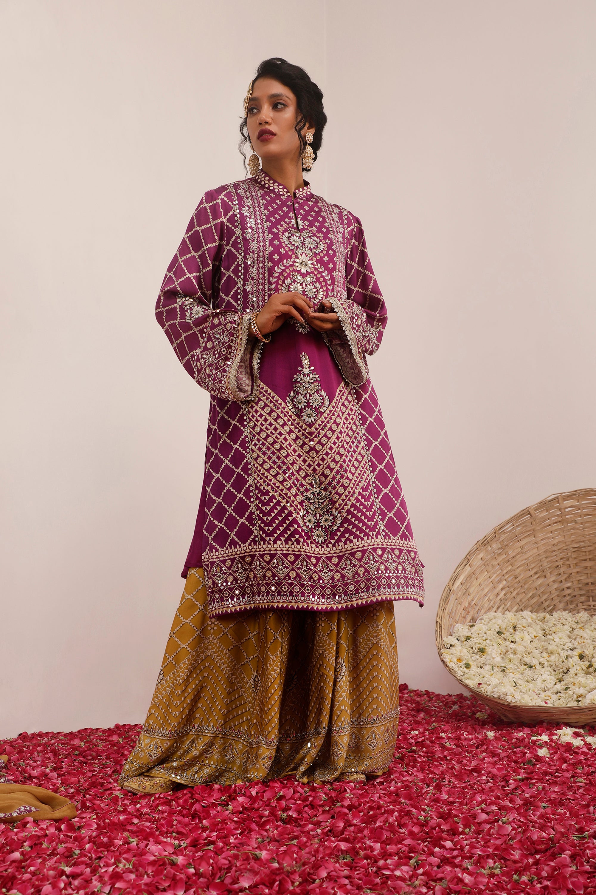 All you need to know while buying kurta sets for women