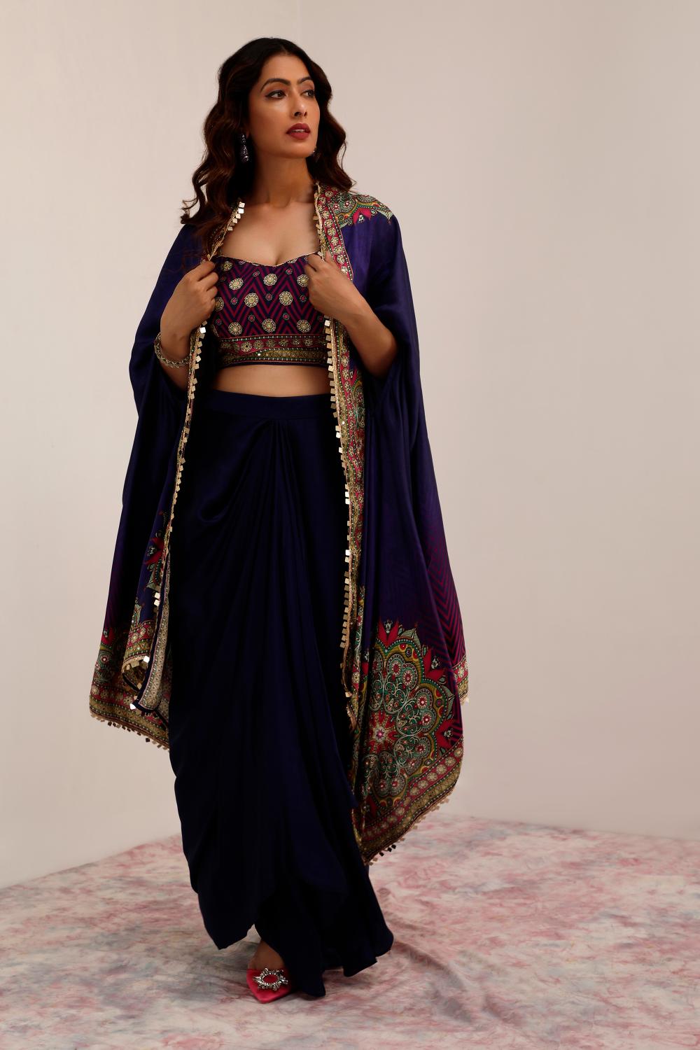 Kaashni Cape Set