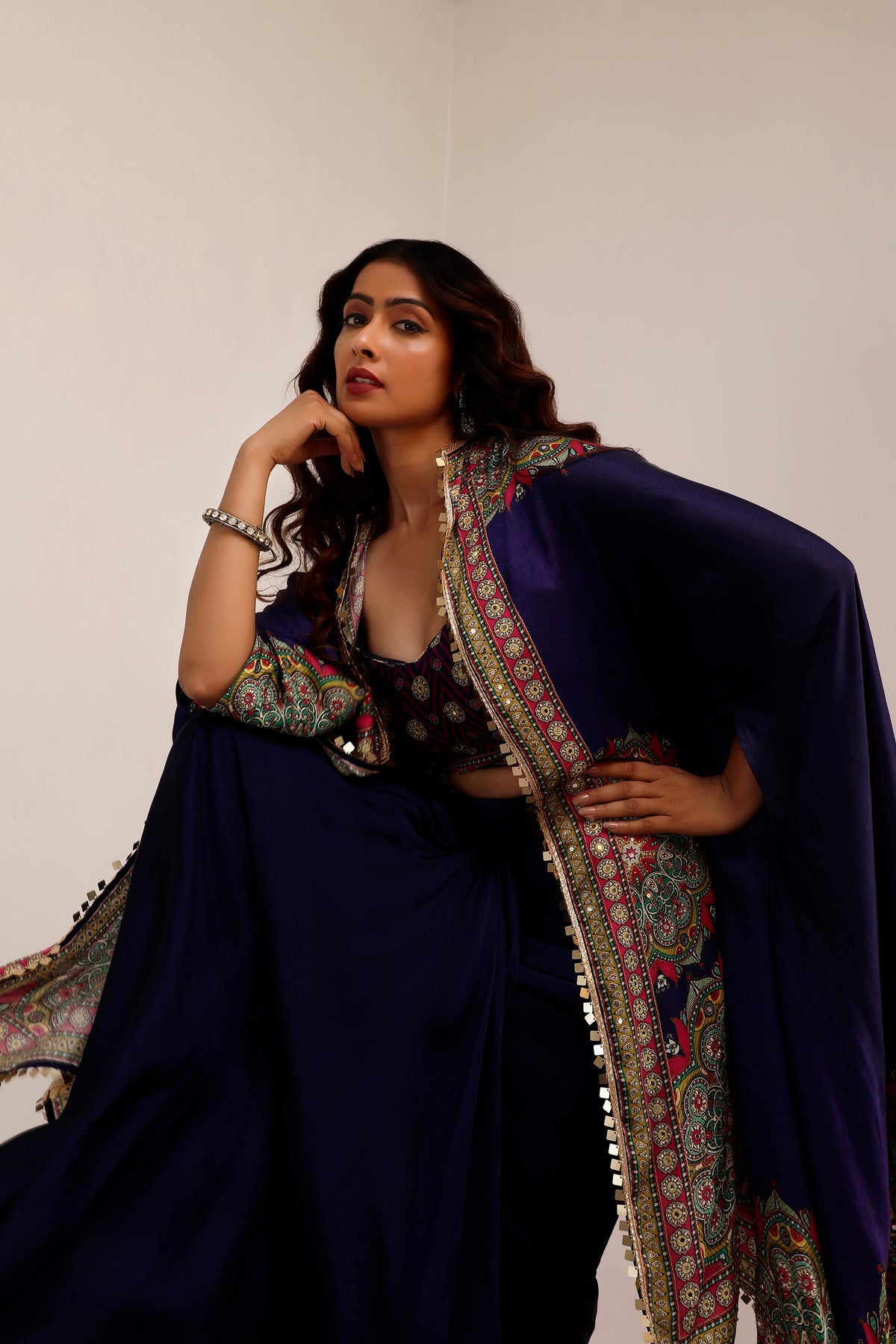 Kaashni Cape Set