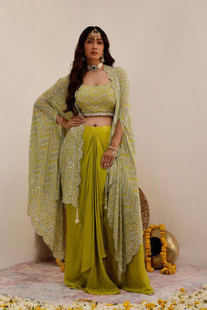 5 Janmashtami special easy-to-style festive looks | Surkh Syahi