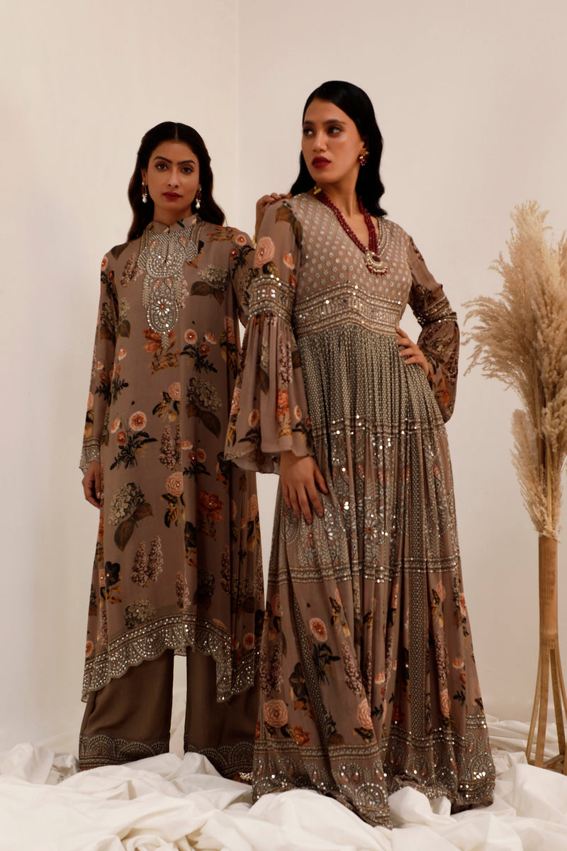 Lippan-inspired prints: A beautiful blend of tradition and style