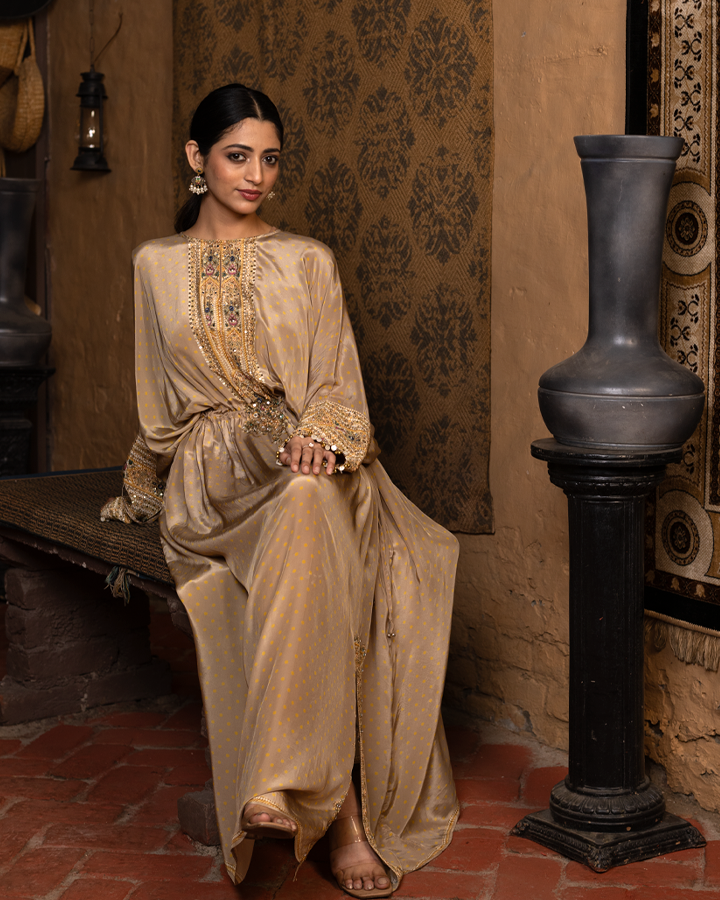 Long Kaftaan Set - Sunheri Collection