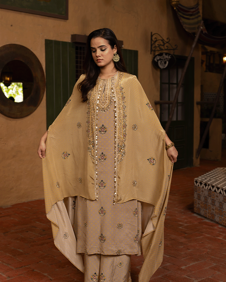 Cape Tunic Set - Close Up