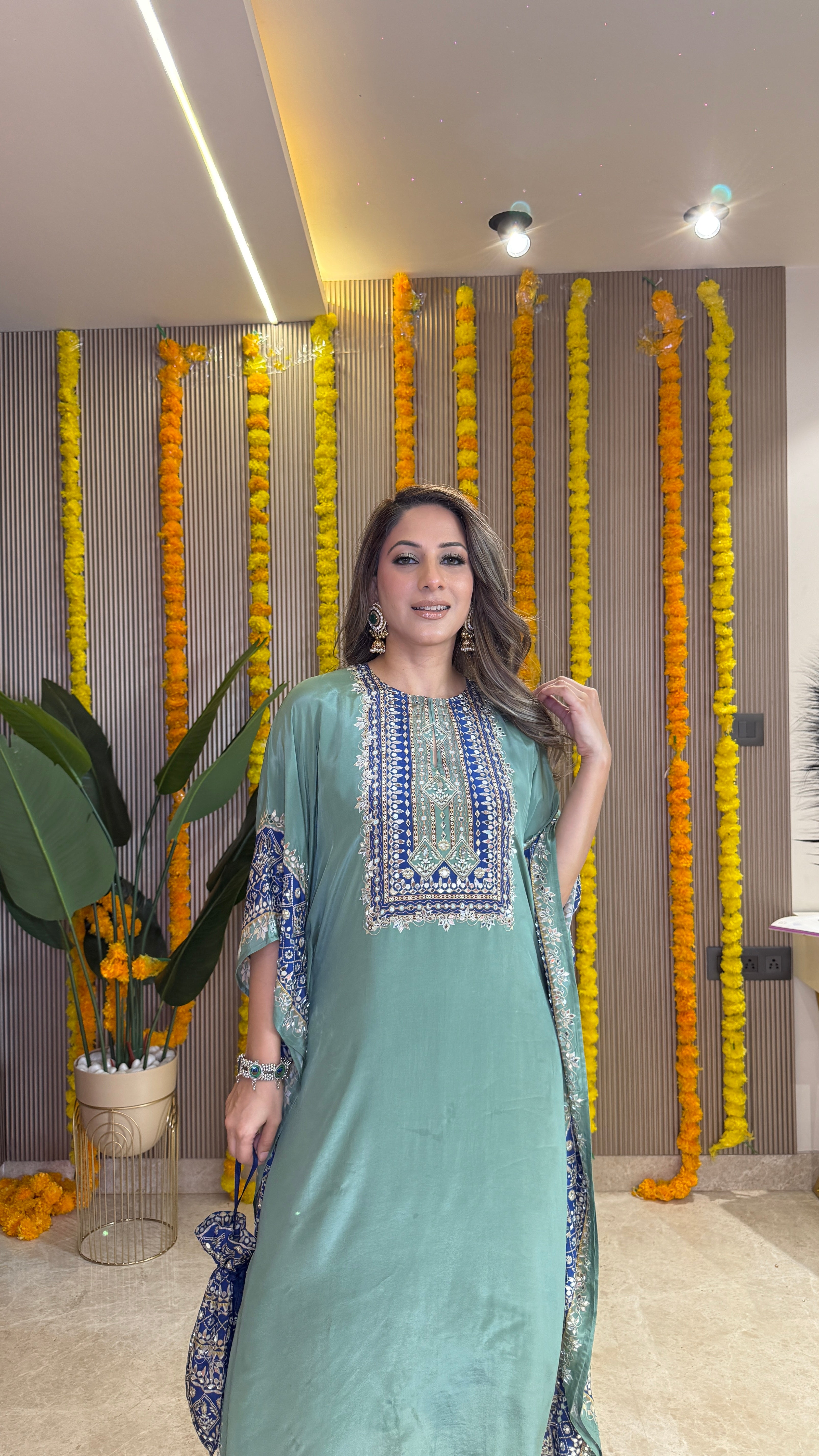 Salma Sitara - Kaftan Set - Sage green and blue