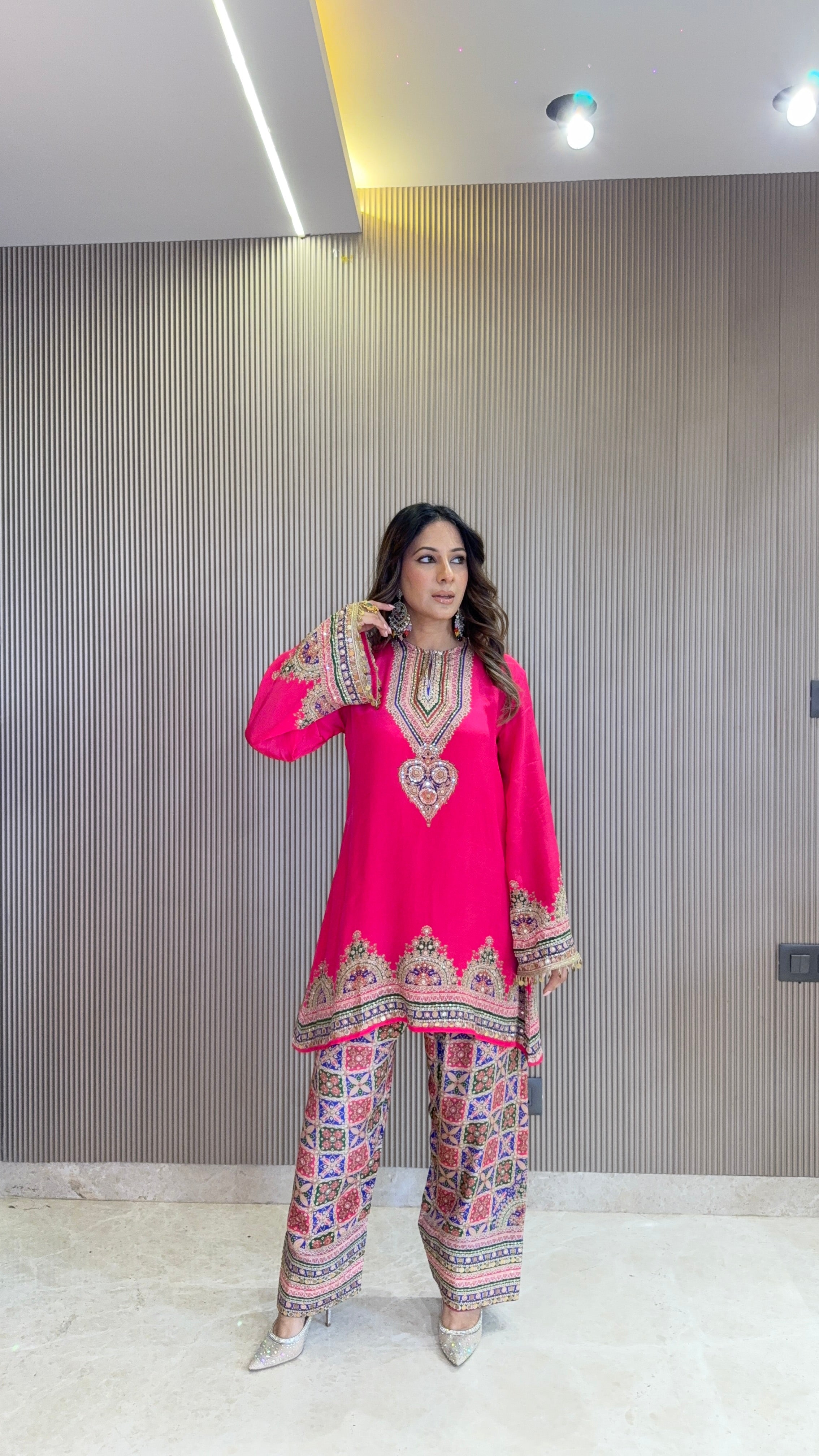 NAVRANG KURTA SET