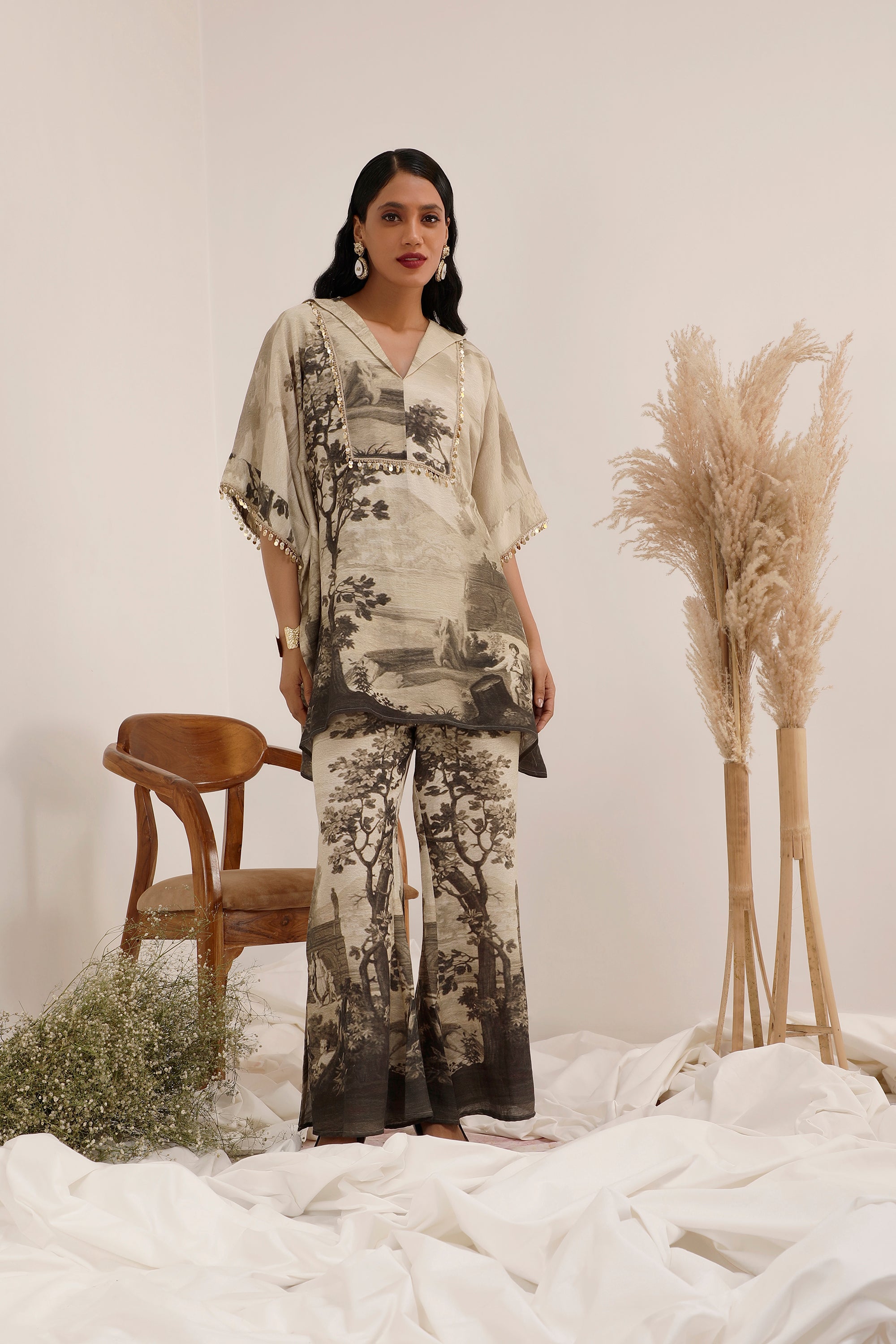 Vanya Monochrome  - Kaftaan set