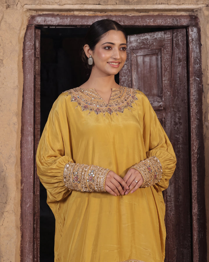 Kaftaan Set – Sunheri Collection